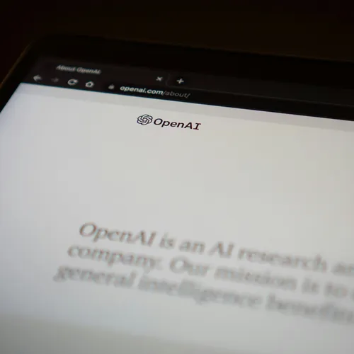 Белый дом потребовал от OpenAI задержать выпуск новой модели GPT: чего опять все испугались