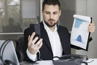 Круче айтишников и курьеров: названы две самые востребованные профессии на рынке труда в России