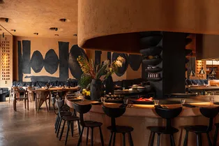 Гастрономический дайджест: «ресторан в простынях», гастроли и обновления в меню