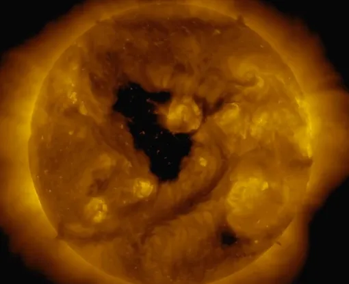 Корональная дыра на Солнце