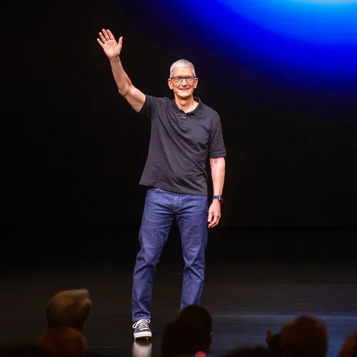 Apple собирается заменить Тима Кука на Джона Тернуса: что известно о потенциальном преемнике генерального директора?