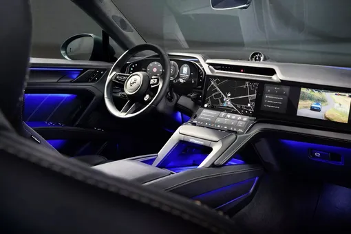 Интерьер нового Porsche Cayenne с необъятными мониторами — прорыв или вторичность?