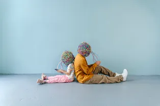 Как сократить экранное время: 7 лайфхаков для того, чтобы отлипнуть от смартфона, не меняя его на кнопочный