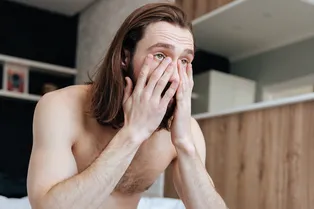 Какое опасное заболевание полового члена скрывают многие мужчины: проверьте, не входите ли вы в их число