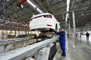 Из-за аномальных снегопадов обрушилась крыша на заводе Evolute. Что известно на данный момент?