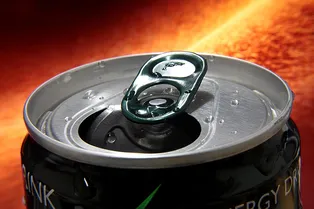 22-летний россиянин заработал некроз из-за энергетиков: он пил по пять банок в день