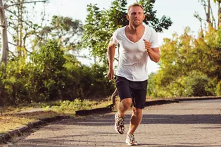 Как начать бегать, если вы в плохой форме и давно не занимались спортом?