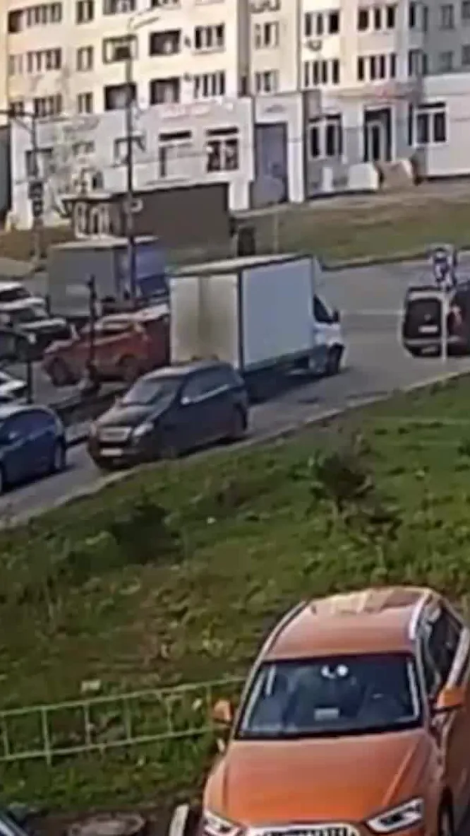 Нажми и смотри