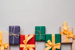 Что дарить мужчине после 40 лет: оригинальные идеи для вдохновения