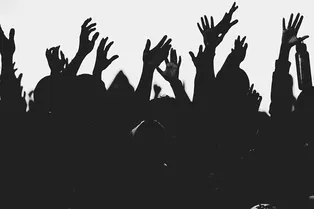 В Петербурге не получилось, но в Москве — точно: Канье Уэст все-таки может выступить в России. Правда, в 2027 году В Петербурге не получилось, но в Москве — точно: Канье Уэст все-таки может выступить в России. Правда, в 2027 году
