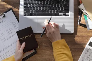 Интернет по паспорту: в России могут ввести вход в сеть через «Госуслуги» Интернет по паспорту: в России могут ввести вход в сеть через «Госуслуги»