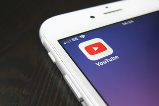 YouTube «утонул» в ИИ-контенте: 9 самых быстрорастущих каналов на платформе показывают абсурдный ИИ-контент