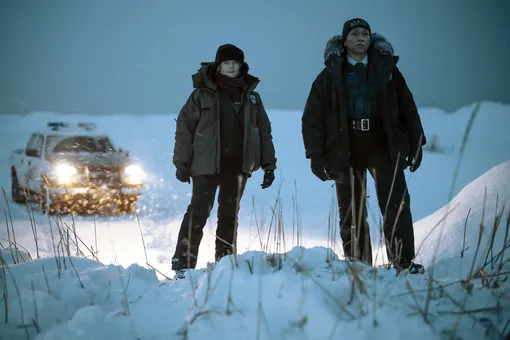Джоди Фостер и Кали Рейс в четвёртом сезоне сериала «Настоящий детектив»