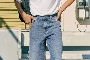 Как правильно выбирать и носить джинсы? Главные советы на 2026 год