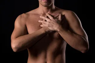 Выяснилось, почему мужчины сильнее страдают от аритмии: помогла светящаяся мышь Выяснилось, почему мужчины сильнее страдают от аритмии: помогла светящаяся мышь