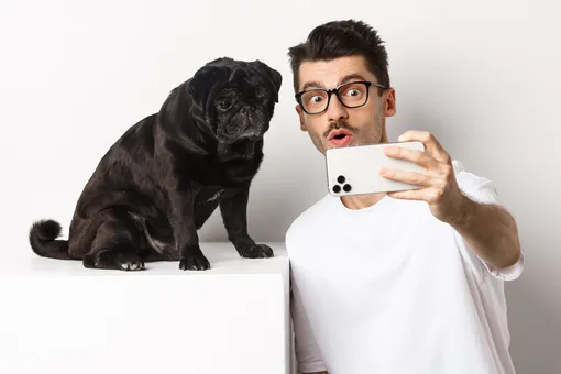 Мужчина с собакой