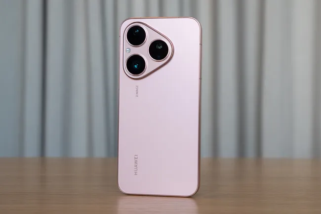 Осеннее дуо с HUAWEI Pura 80