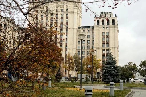 Ночью тепло как днем, заморозков не будет: москвичам пообещали теплые выходные Ночью тепло как днем, заморозков не будет: москвичам пообещали теплые выходные