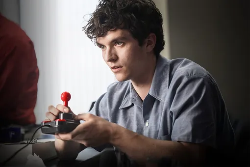 Черное зеркало Черное зеркало