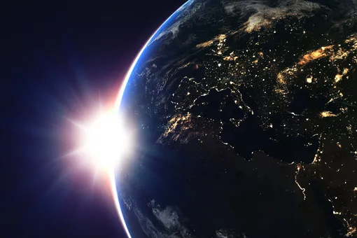 Корональная дыра доставит проблем: магнитная буря испортит выходные