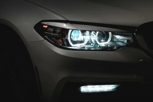 Фары автомобиля Фары автомобиля