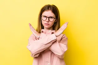 Дело не в вас: какая редкая болезнь вынуждает женщин отказываться от секса?