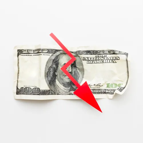 Ждем «американца» по 70? Что происходит с курсом валют этой весной