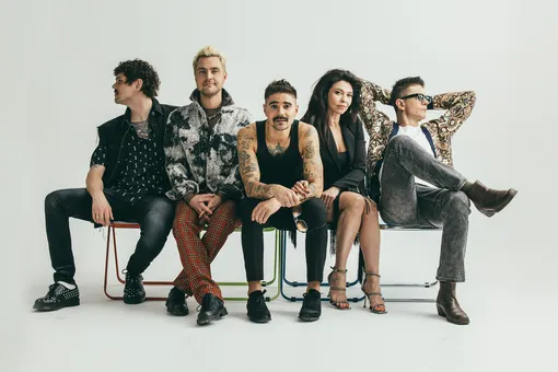 Что слушают The Hatters: 10 треков на разные случаи жизни Что слушают The Hatters: 10 треков на разные случаи жизни