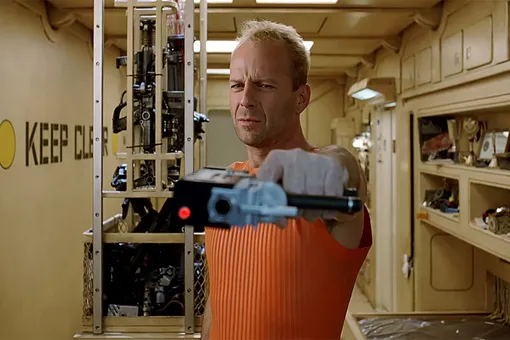 Брюс Уиллис в фильме «Пятый элемент»