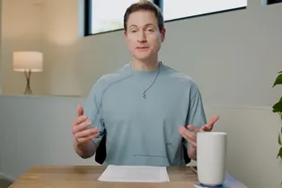 Биохакер Брайан Джонсон проверил, что будет с телом, если посещать сауну каждый день в течение 3 месяцев Биохакер Брайан Джонсон проверил, что будет с телом, если посещать сауну каждый день в течение 3 месяцев