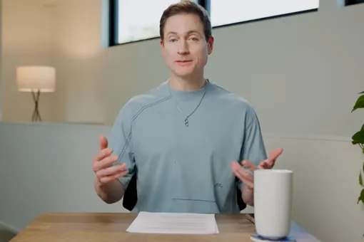 Биохакер Брайан Джонсон проверил, что будет с телом, если посещать сауну каждый день в течение 3 месяцев