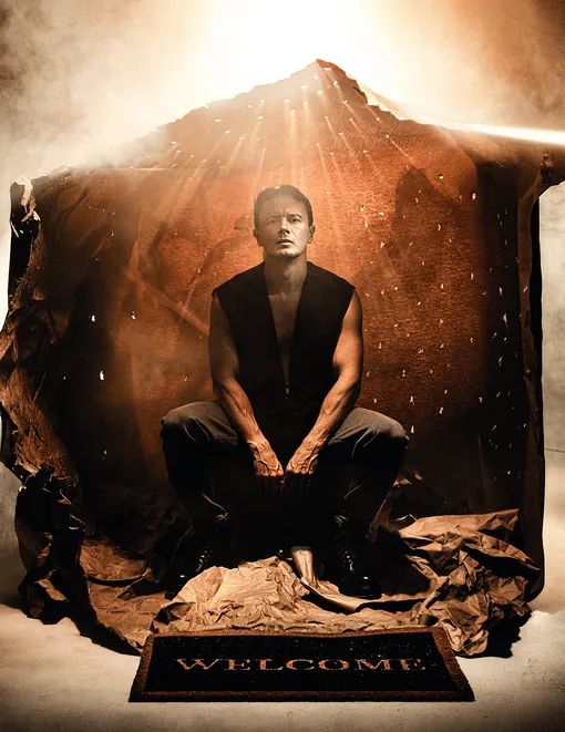 Жилет, HISTANCE 35; брюки и ботинки, MAAG