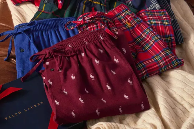 Как выбрать идеальную зимнюю пижаму: главные советы и трендовые модели