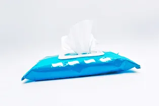 Чем влажные салфетки могут быть опасны для здоровья