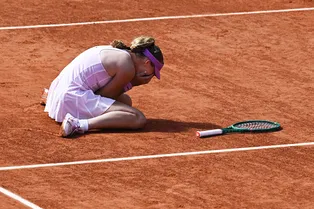 Мирра Андреева выиграла Roland Garros. Это первый «Большой шлем» в карьере россиянки Мирра Андреева выиграла Roland Garros. Это первый «Большой шлем» в карьере россиянки