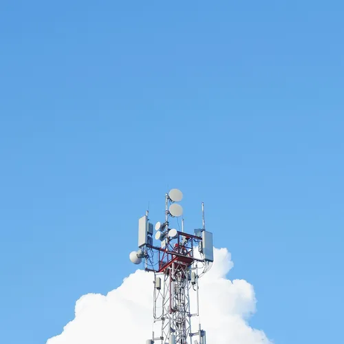 Как будут работать сети 5G в России? Владельцы айфонов останутся без высокоскоростного интернета
