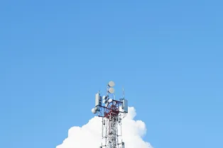 Как будут работать сети 5G в России? Владельцы айфонов останутся без высокоскоростного интернета