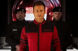 Как Глен Пауэлл готовился к съемкам в «Бегущем человеке»: полная программа тренировок и принципы питания Как Глен Пауэлл готовился к съемкам в «Бегущем человеке»: полная программа тренировок и принципы питания