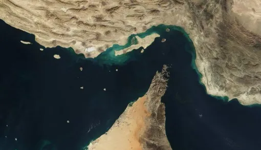 Спутниковый снимок Ормузского пролива