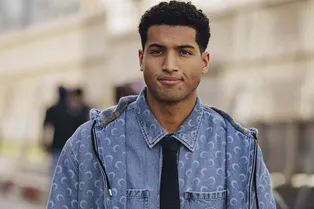 Как носить деним осенью 2024: все модные сочетания сезона Как носить деним осенью 2024: все модные сочетания сезона