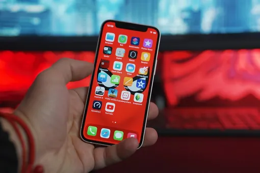 «Банки не работают, билеты не купить»: в России снова массово глушат мобильный интернет