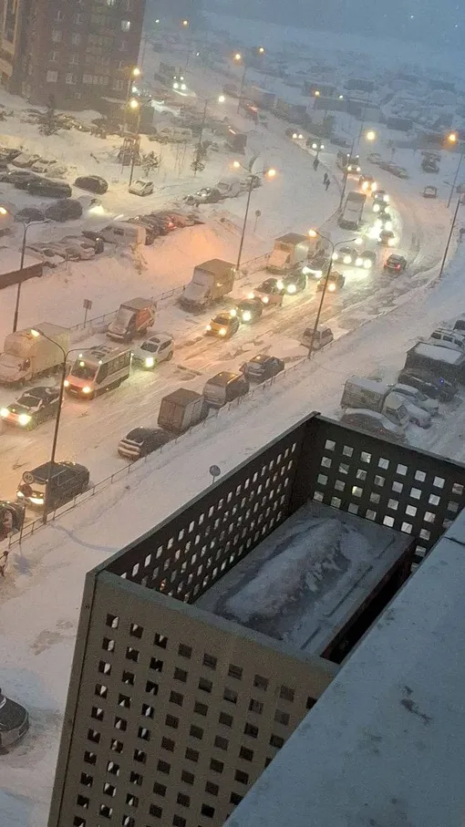 Снегопад в Москве утром 19 февраля 2026