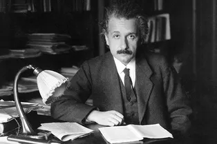 Эффект Эпштейна: почему в России резко взлетел интерес к Альберту Эйнштейну и при чем тут скандальный миллиардер