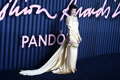 В Лондоне назвали лучших дизайнеров года: как прошла премия Fashion Awards 2025