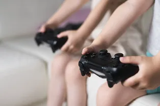 Roblox оштрафовали на 8 млн рублей: компанию признали виновной в распространении запрещенного контента