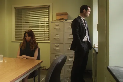 Руни Мара и Джуд Лоу в фильме «Побочный эффект» (2013)