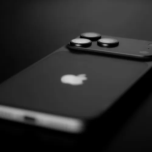 Каким будет iPhone 18 Pro? Надежный инсайдер поделился необычными изменения в дизайне будущих айфонов