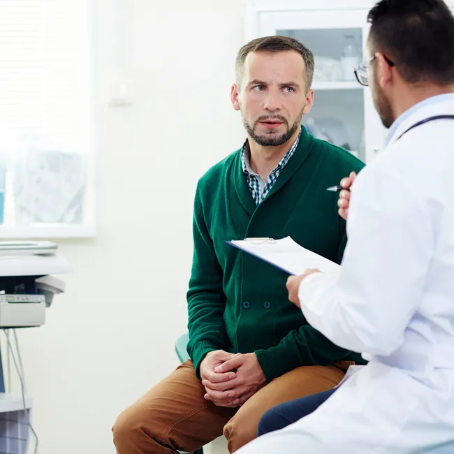 Уролог объяснил, зачем взрослые мужчины делают обрезание: правда ли, что это улучшает сексуальную жизнь?