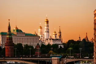 Летняя жара и майские грозы: синоптики рассказали о погоде в столице на следующей неделе