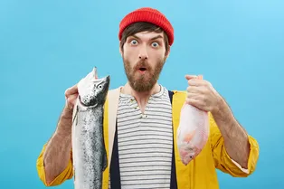 Почему всем тренирующимся в зале мужчинам полезно есть именно жирную рыбу? Почему всем тренирующимся в зале мужчинам полезно есть именно жирную рыбу?